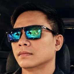 Bác tài Nguyễn Hoàng